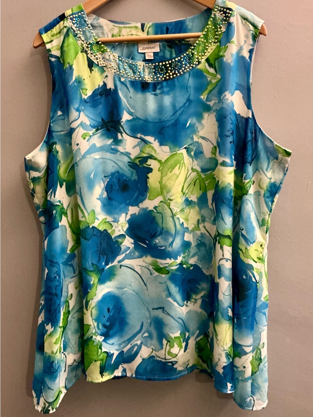 Avenue Plus Size 18/20 Blue Floral Rhinestone Layered Sleeveless Flowy Blouse